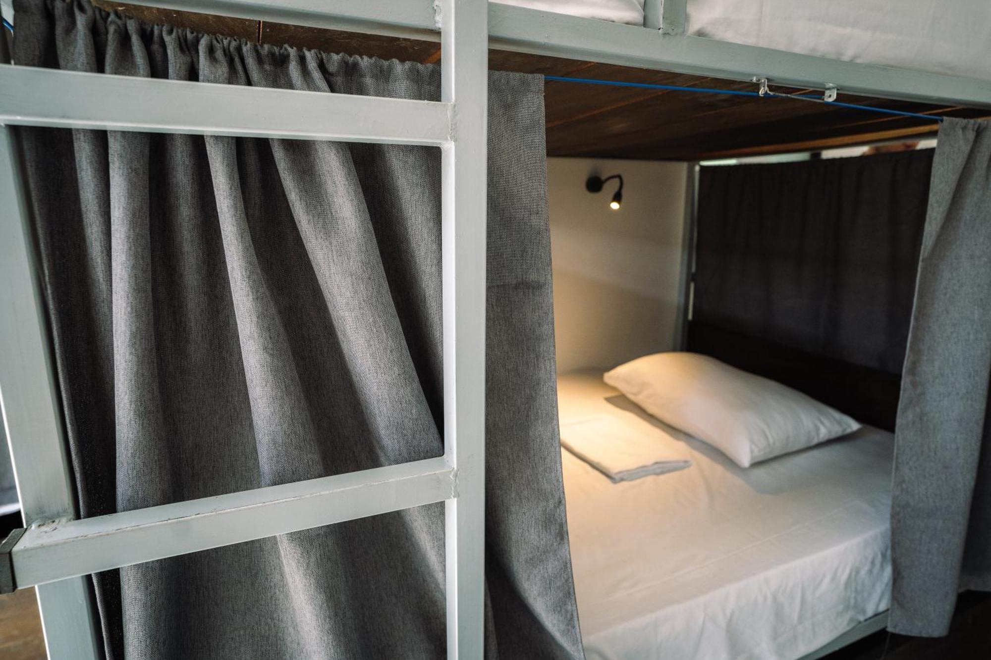 Chill Vibes Hiriketiya Hostel Dikwella Kültér fotó